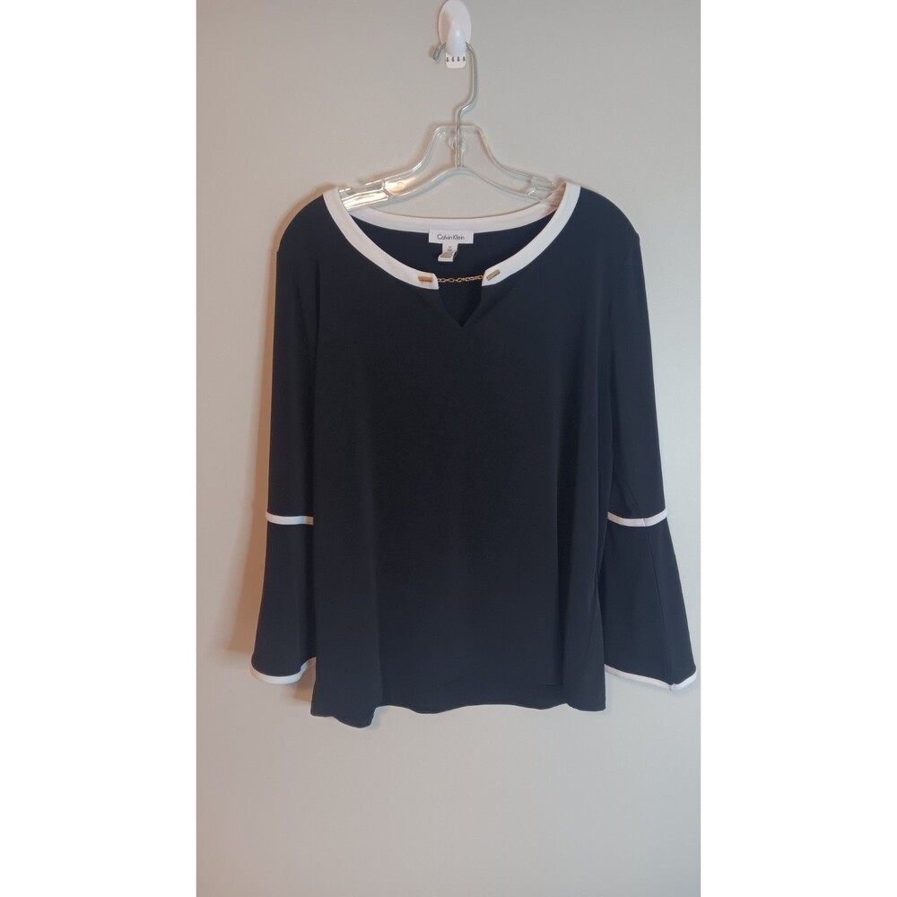 Calvin Klein Blouse Top Black 3/4 Bell Sleeve Sz Large V Neck Chain Detail